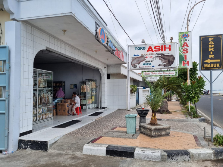 Mall Baru vs Tradisi Parcel Lebaran: Siapa yang Akan Menang di Cilacap?